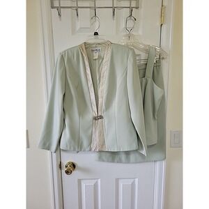 Karen Miller New York Skirt Suit Size 8P Green 3 Piece Satin Trim Vintage AS IS